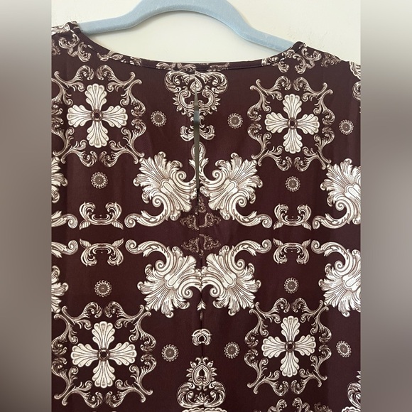 Vince Camuto Elegant Brown and White Patterned Women's Blouse Size Small - Picture 2 of 13
